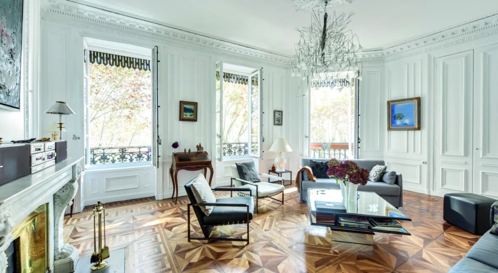 My Chic Résidence - sorovim salon d'un appartement vendu