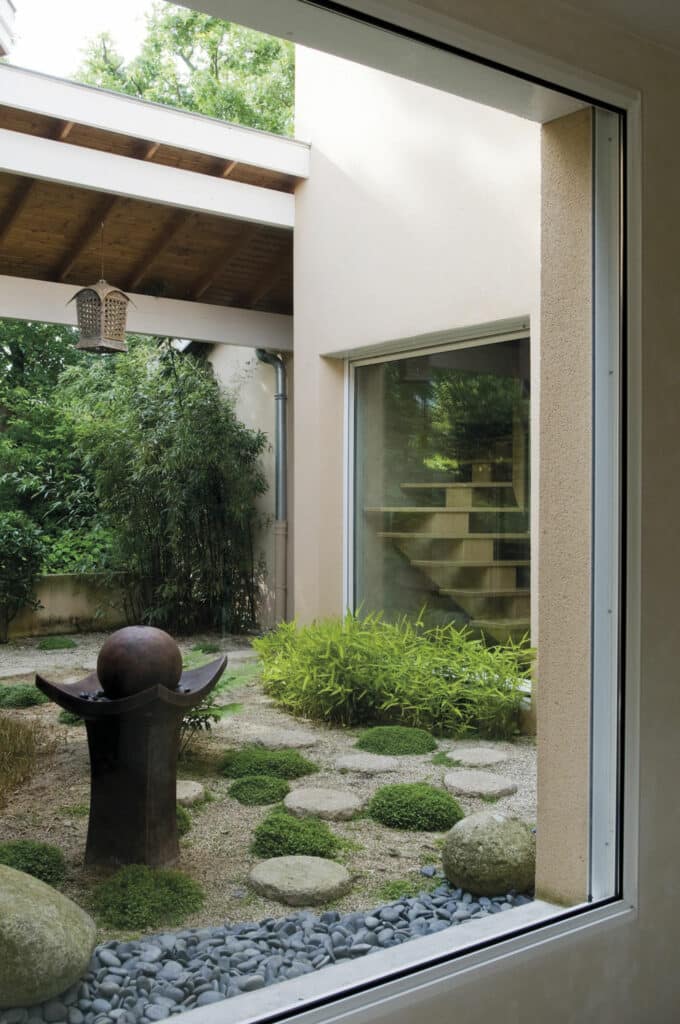 My Chic Résidence - Pierre Bernard Création cours de maison zen