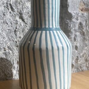 My Chic Résidence - Boutique vase sohan bleu et blanc fine rayure