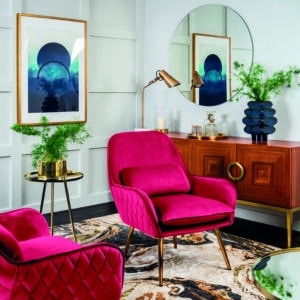 My Chic Résidence - Viva Magenta Pantone Color fauteuil en velour